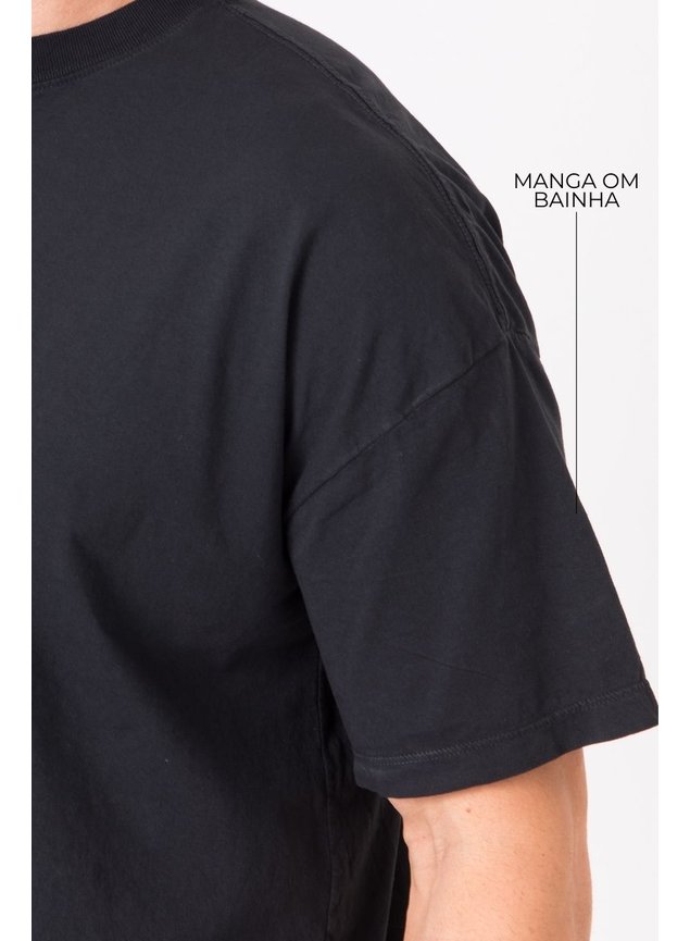 7050 camiseta masculina estonada boxy preto mangas
